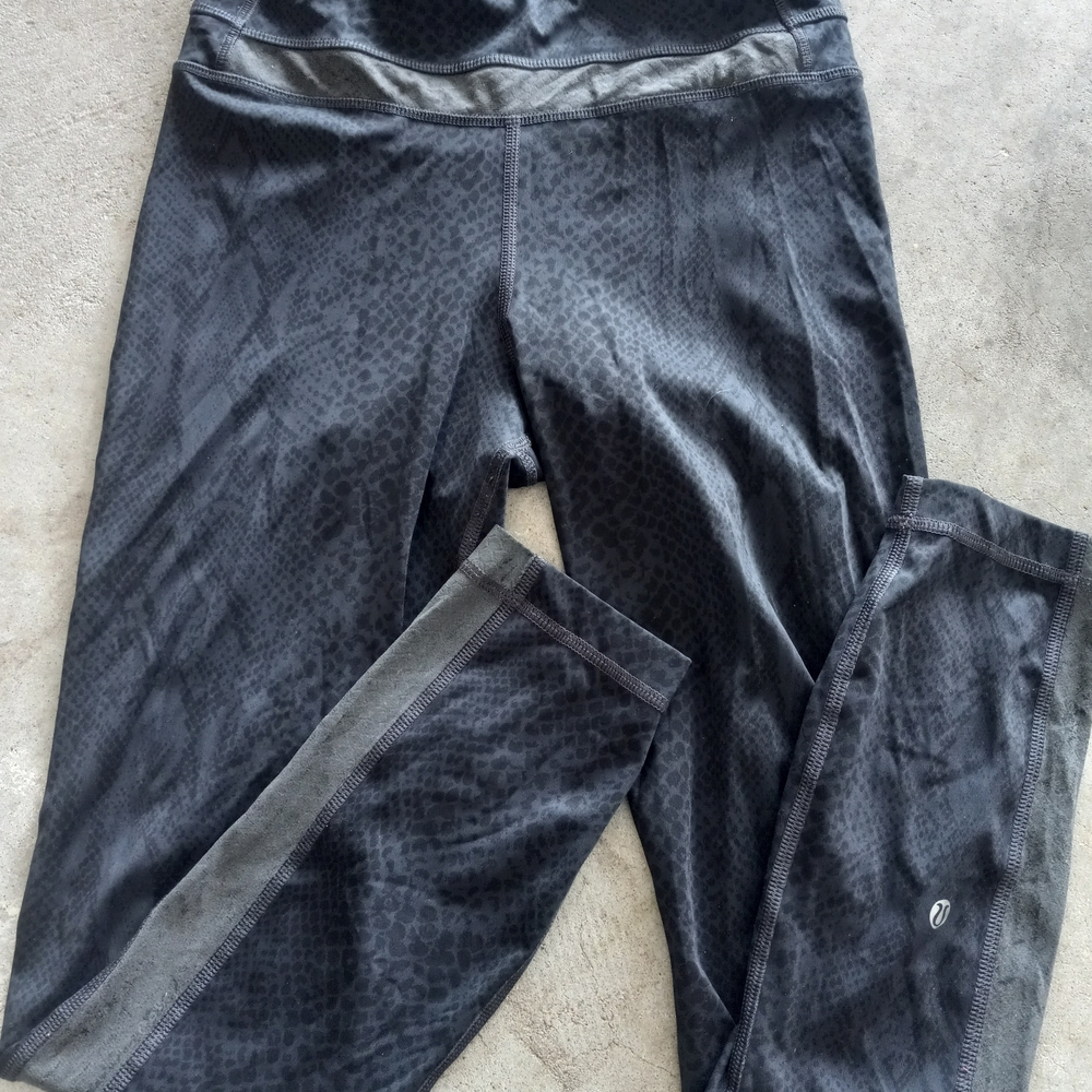 lululemon athletica Black & Charcoal Subtle Animal Print Leggings